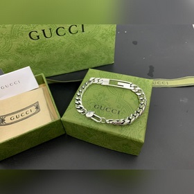 Gucci Браслет с переплетенными G-образными звеньями, длина： 18-20