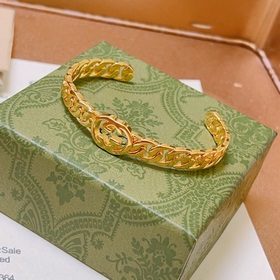 Браслет Gucci обладает уникальным шармом. Новейшая модель с цепоч
