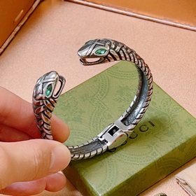 Браслет Gucci с драгоценными камнями, изготовленный вручную, с дв
