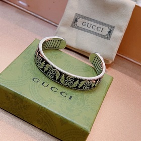 Браслеты Gucci обладают уникальным шармом. Новейшие модели брасле
