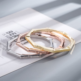 Gucci Link to Love серия браслет с гравировкой виде полос, белый
