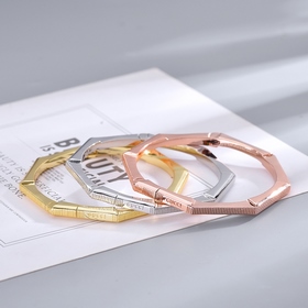 Gucci Link to Love серия браслет с гравировкой виде полос, белый 