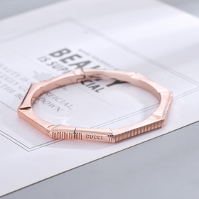 Gucci Link to Love серия браслет с гравировкой виде полос, белый 
