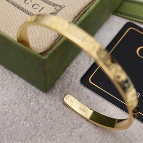 Gucci, популярный товар в магазине  Оригинальная копия в масшта