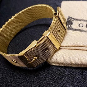Широкий браслет-ремешок для часов Gucci с двойным логотипом G. Оч