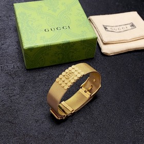 Широкий браслет-ремешок для часов Gucci с двойным логотипом G. Оч