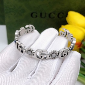 Номер GSZ0007 Браслет Gucci Браслет Gucci Новая модель браслета G