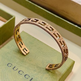 Браслет Gucci, изготовленный вручную из золота в стиле ретро, нов
