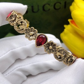 Номер GSZ0002 Новый браслет Gucci с двойным логотипом и цветочным