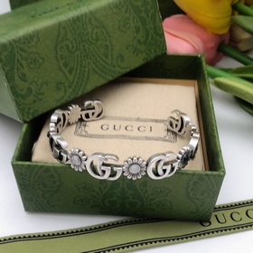 Номер GSZ0007 Браслет Gucci Браслет Gucci Новая модель браслета G