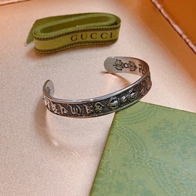 Браслеты Gucci обладают уникальным шармом. Новейшие модели брасле