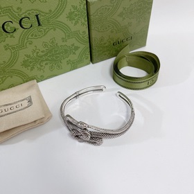Сегодня в продаже Новый браслет Gucci из чистого серебра 925 проб