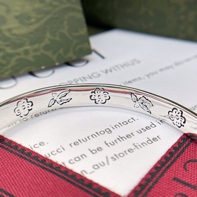 Gucci Love Fearless узкий браслет для женщин