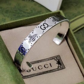 Новые браслеты GG и «Пчела» от Gucci