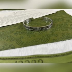 Gucci Браслет с зубчатой полоской