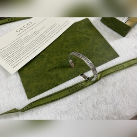 Gucci Браслет с зубчатой полоской