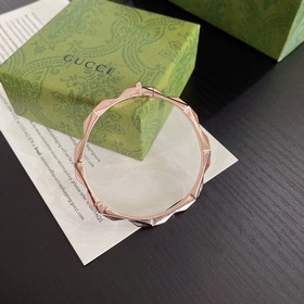 Новая модель Gucci, популярная модель в магазинах  Оригинальная 