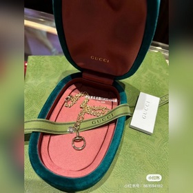 [1311820150] Новое колье Gucci. Яркая огранка делает поверхность 