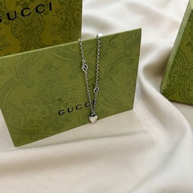Gucci Interlocking Double G Heart Pendant Necklace