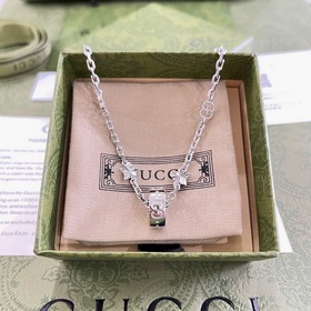 Новая коллекция Gucci lcon представляет классические изделия в из