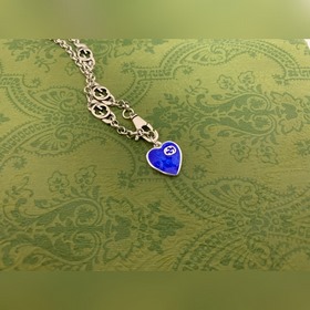 Gucci Новое ожерелье с бабочкой из эмали