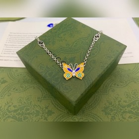 Gucci Новое ожерелье с бабочкой из эмали