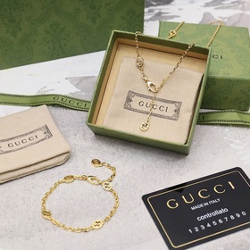 GUCCI Женское колье-браслет из 18-каратного золота с двойным G