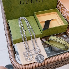 Подарок на День влюбленных на TikTok  Ожерелье Gucci 2023, нове