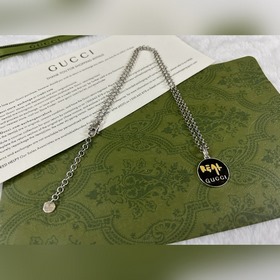 Gucci Черное колье с круглым значком Длина： 50+5 см
