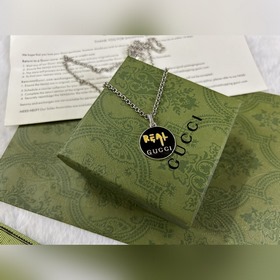 Gucci Черное колье с круглым значком Длина： 50+5 см