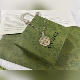 Gucci Черное колье с круглым значком Длина： 50+5 см