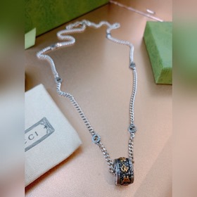 Подарок на День святого Валентина  Новейшая цепочка от Gucci, бо