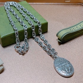 Новейшая модель цепочки Gucci более высокого качества, такая же, 