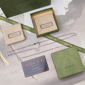 Ожерелья Браслеты Gucci, популярный товар в магазине Прямая про