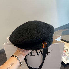 HERMES Hermes новая шерстяная беретка, нестандартный дизайн, очен