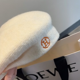HERMES Hermes новая шерстяная беретка, нестандартный дизайн, очен