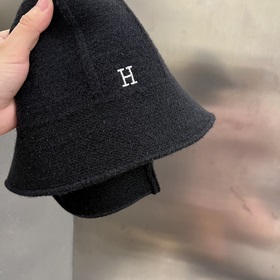 HERMES Hermes осенне-зимняя новинка： шерстяная шляпа-капелюх, шля