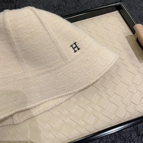 HERMES Hermes осенне-зимняя новинка： шерстяная шляпа-капелюх, шля