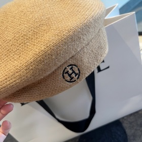 HERMES Hermes новая шерстяная беретка, нестандартный дизайн, очен