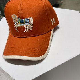 【Hermès】 Новая модель 2023 года с вышивкой в лаконичном стиле, но