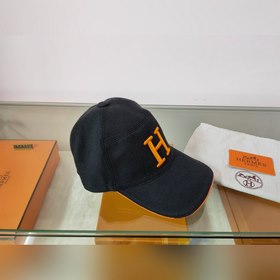 Hermes отгрузил холст, который отличается высоким качеством и при