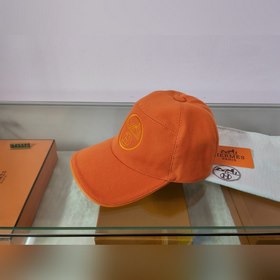 Hermes отгрузил холст, который отличается высоким качеством и при