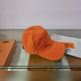 Hermes отгрузил холст, который отличается высоким качеством и при