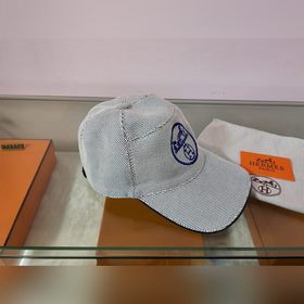 Hermes отгрузил холст, который отличается высоким качеством и при