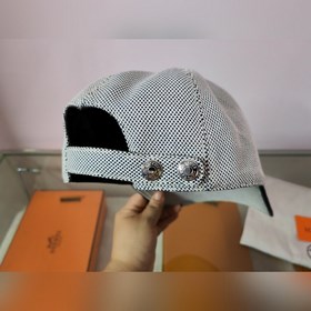 Hermes отгрузил холст, который отличается высоким качеством и при