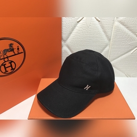 Hermes отгрузил холст, который отличается высоким качеством и при