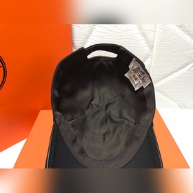 Hermes отгрузил холст, который отличается высоким качеством и при