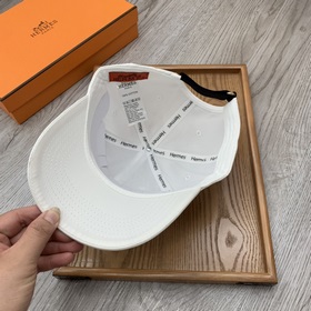 Hermès [В комплекте с чехлом от пыли] Новая бейсболка! Материал：