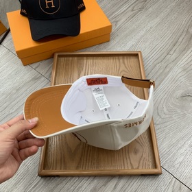 Hermès [В комплекте с чехлом от пыли] Новая бейсболка! Материал：