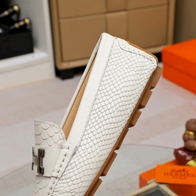 【HERMES】 Классические туфли с закрытым носком, идентичные моделиз